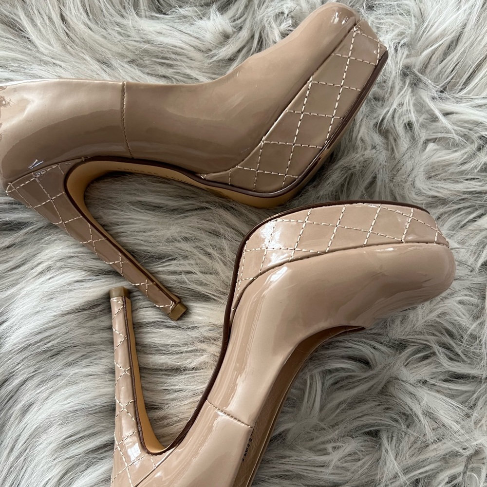 Chinese Laundry Beige Heels